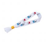 Festival Armband in Weiß bedruckt mit Mei Musi Vereinslogo und OOE Blasmusikverbandslogo